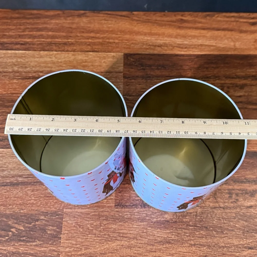 6 Penguin Tins with Hearts